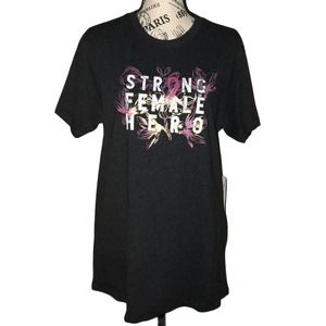 BREAST CANCER AWARENESS STRONG FEMALE HERO DARK GRAY TEE SMALL
